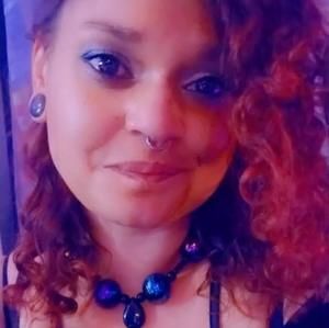 Meet your Posher, Liz